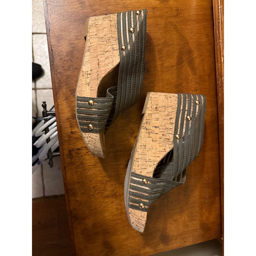 Womens Wedge Sandals Cork Sole Elastic Straps Olive‎ Green Size Unknown